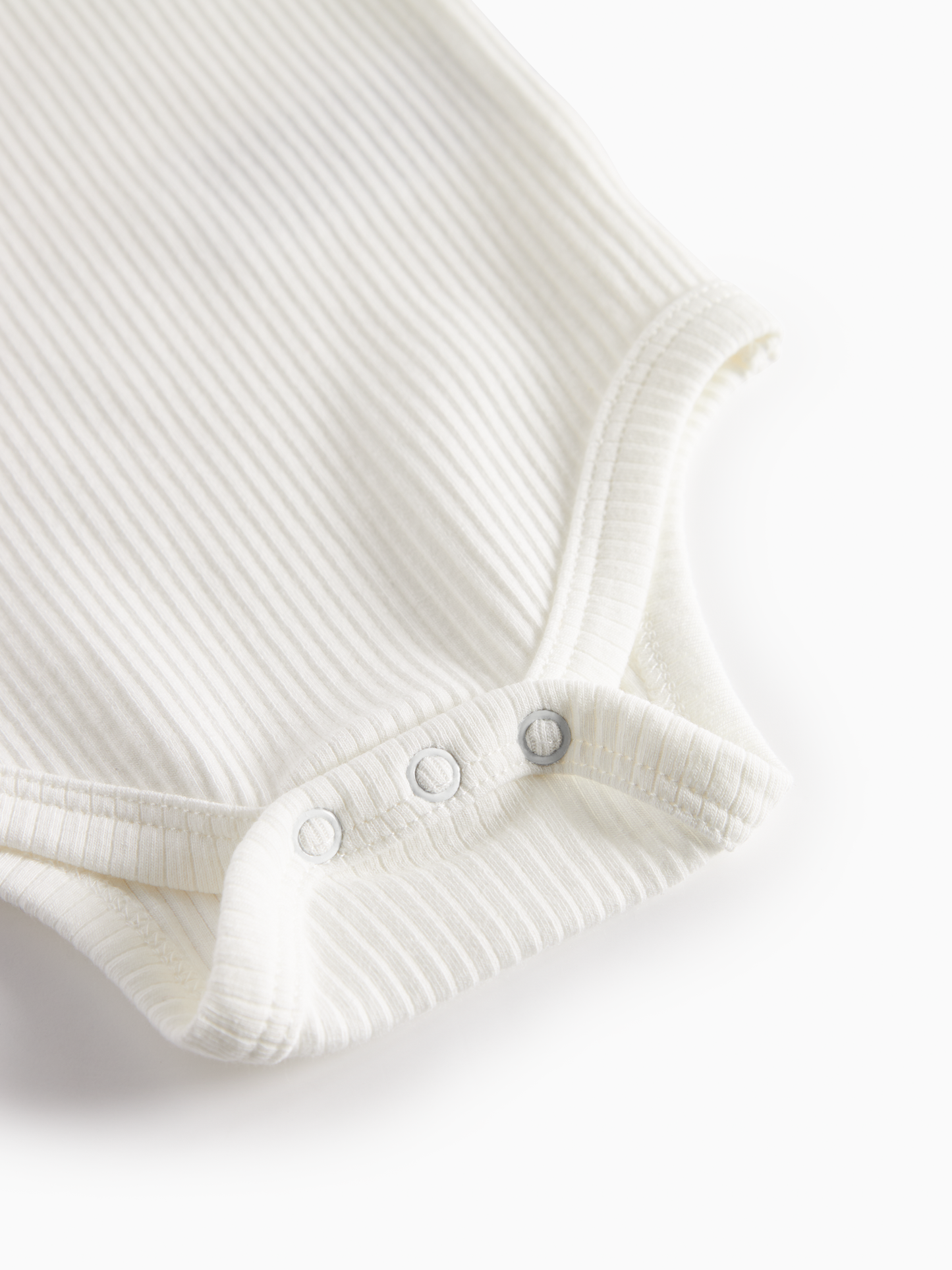MarMar Copenhagen - Plain Body Modal - Baby Romper met lange mouwen - Gentle white
