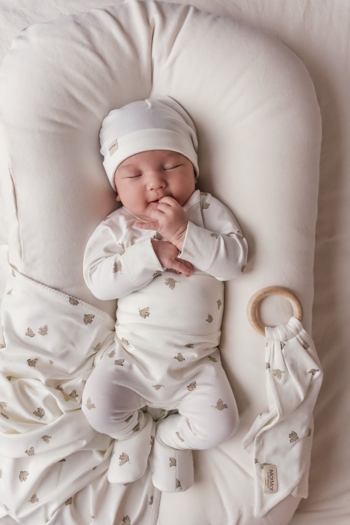 Baby Mutsje - Aiko Beanie - Biologisch katoen en Modal - Gentle White - MarMar Copenhagen
