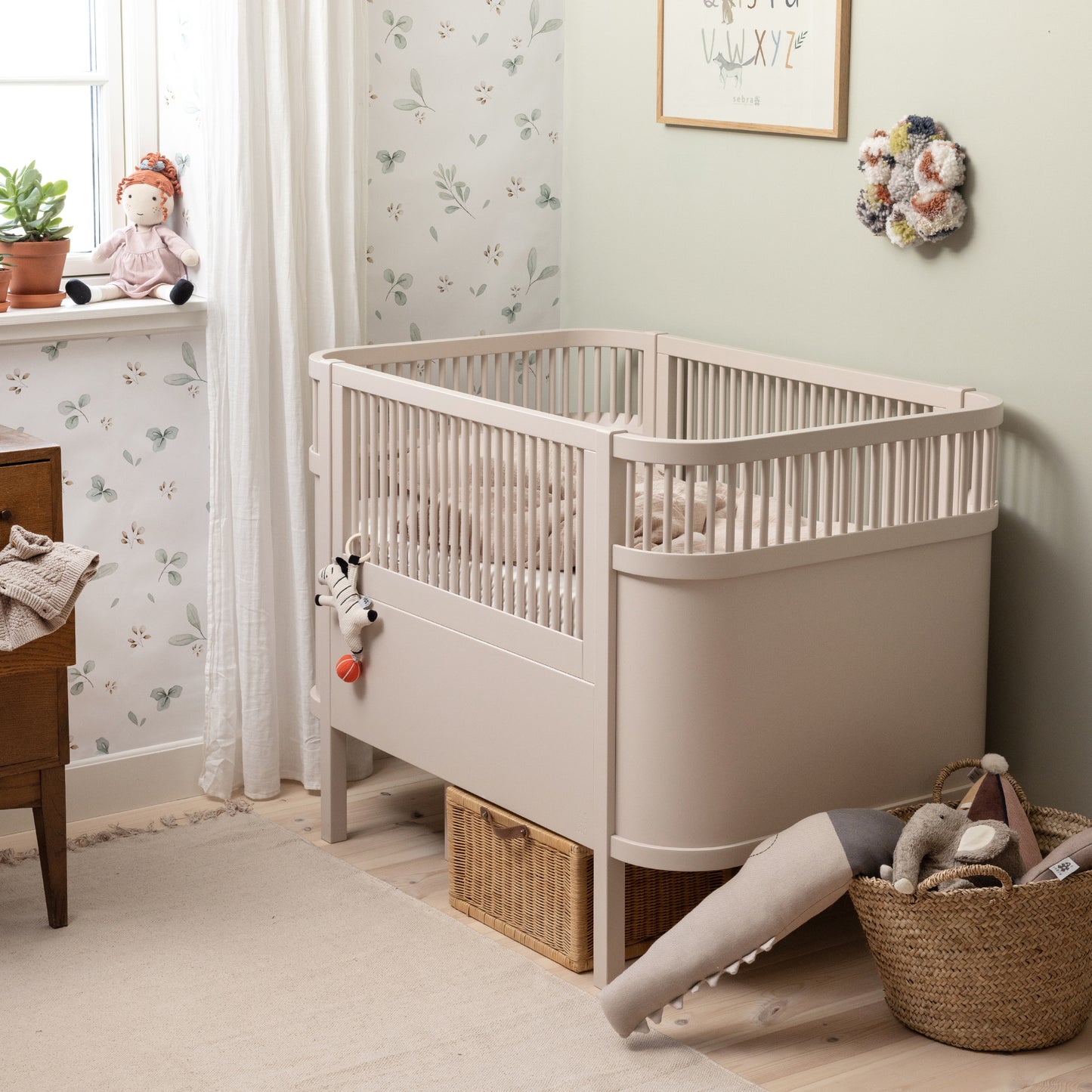 Sebra Baby en Junior Bed - Birckbarck Rose - Beukenhout - Sebra