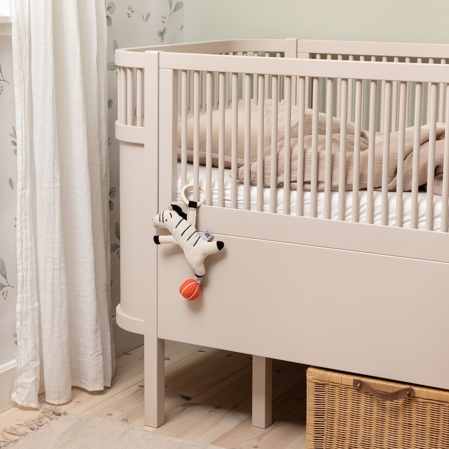 Sebra Baby en Junior Bed - Birckbarck Rose - Beukenhout - Sebra