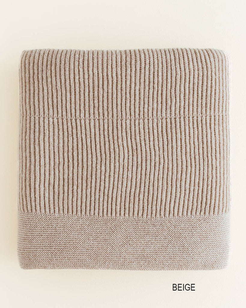 Ledikant dekentje - Merino wol - 100X140cm - Gaston - Beige - HVID - opgevouwen - bovenaanzicht