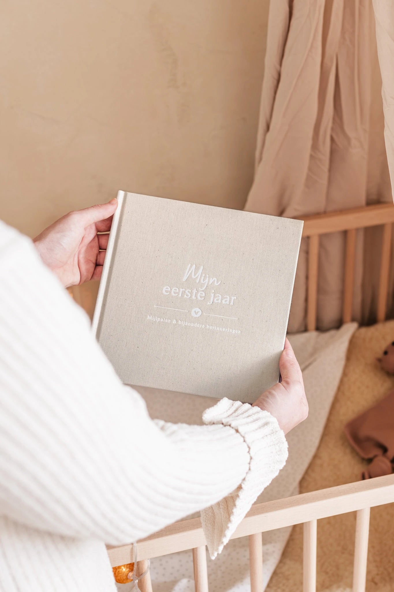 Baby invulboekje - Mijn eerste jaar – Linnen Beige - Fyllbooks