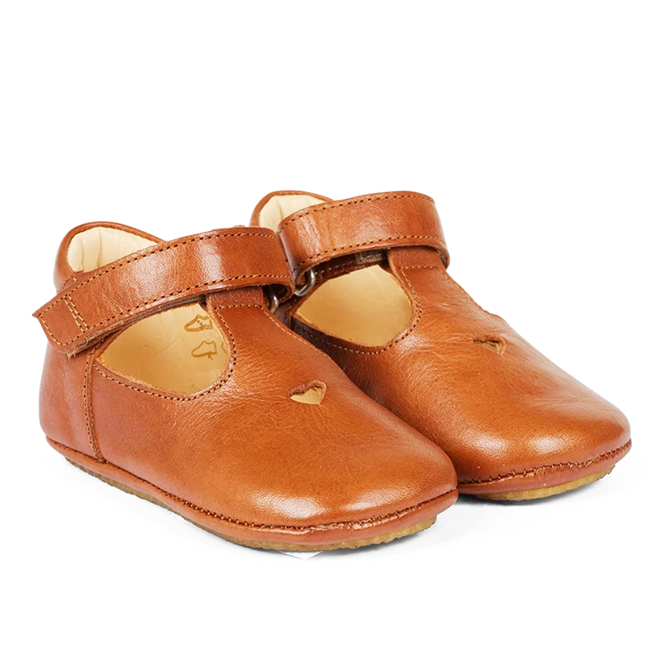Angulus - Prewalker with heart and velcro closure - Eerste stapjes schoentjes