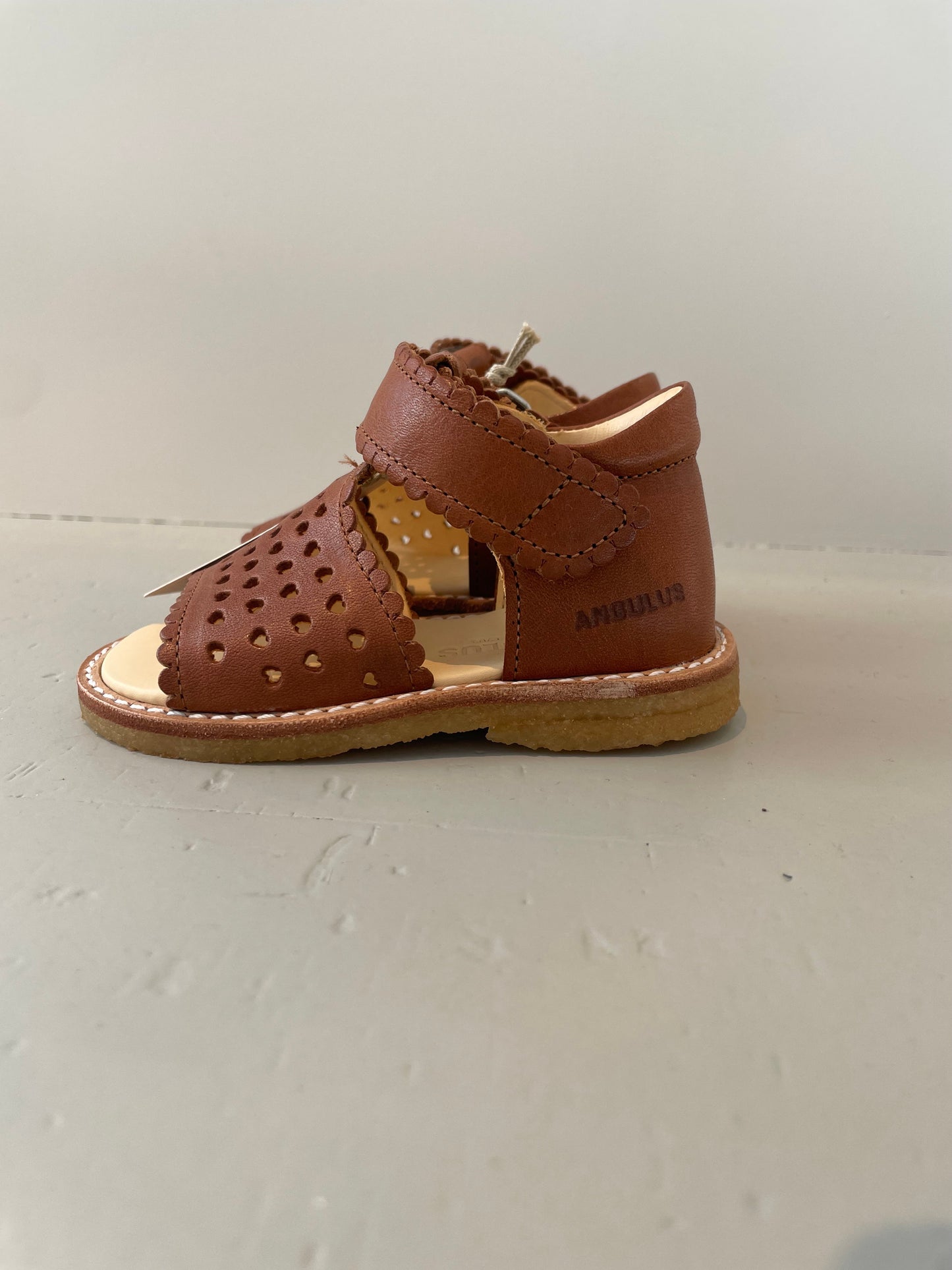 Angulus - Open toe sandal with mini-hearts and velcro - Sandaal