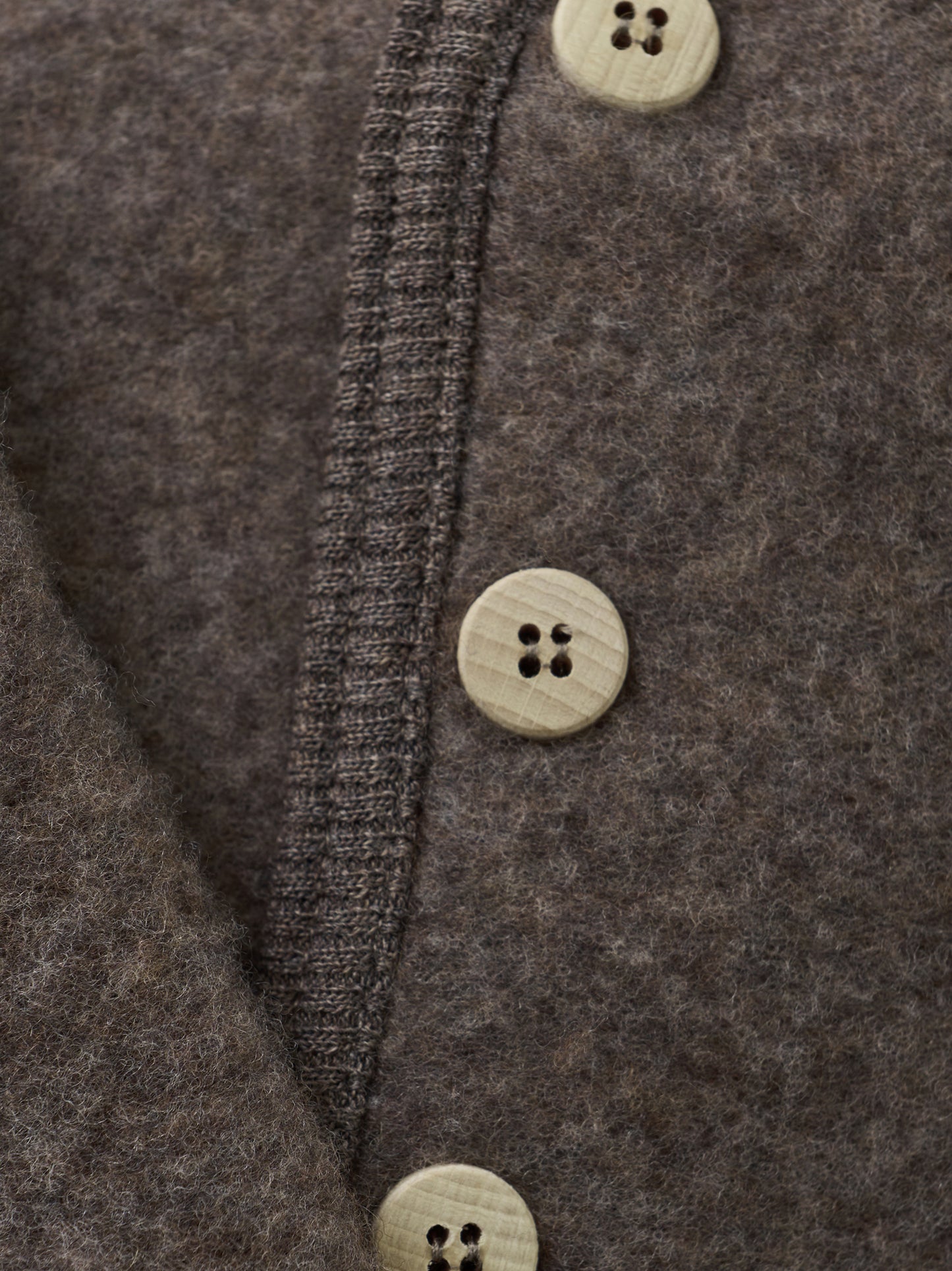 Jasje merino wol fleece - Brown melange/bruin - Huttelihut close