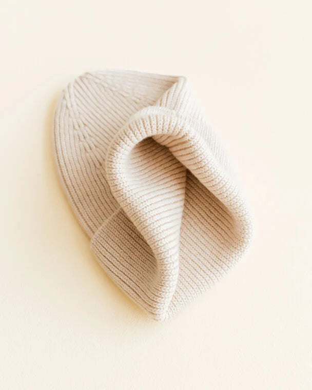 Gebreid mutsje - Fonzie newborn - Merino wol - Cream - HVID