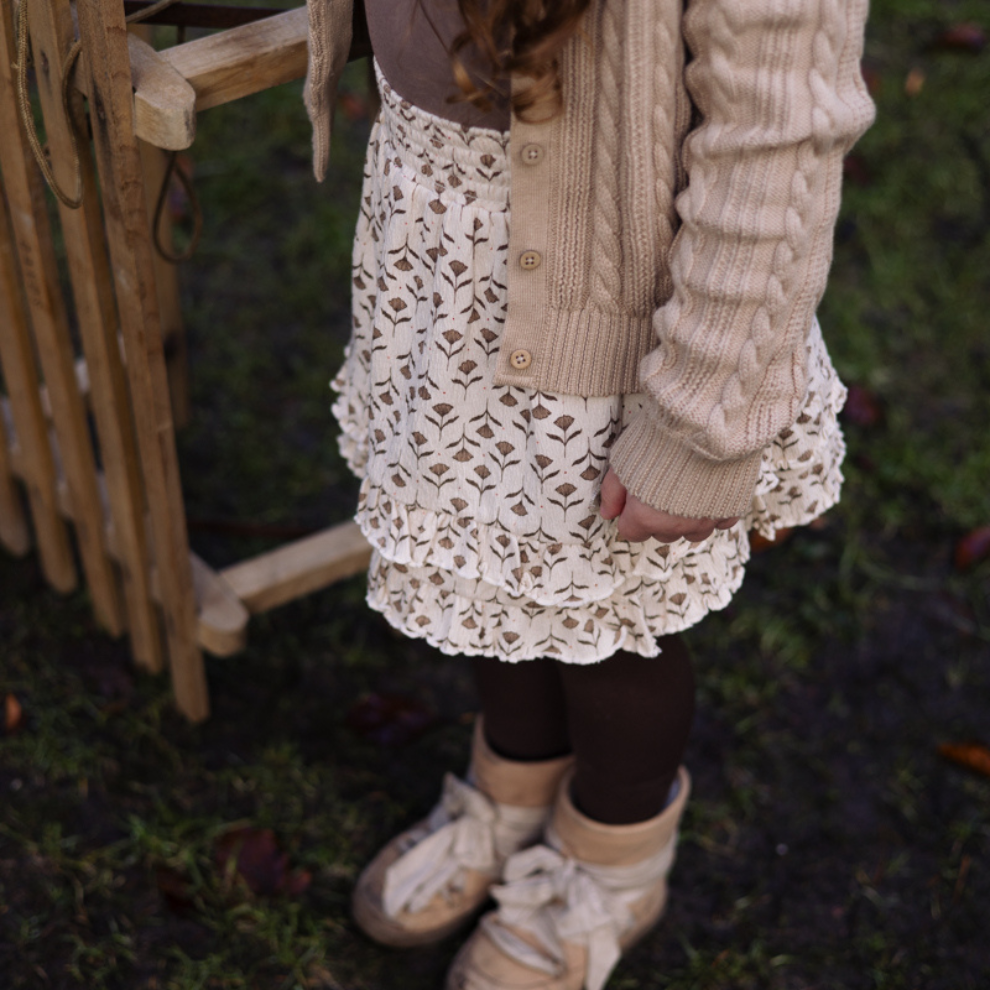 Rok Victoria - Katoen - White flower/beige - Levv close up