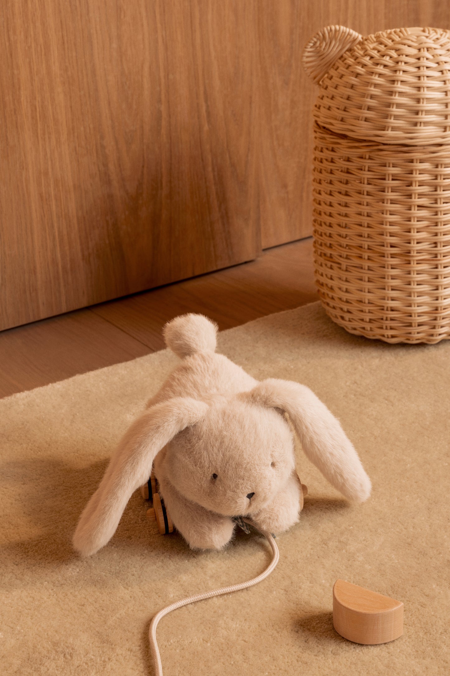 Trekspeelgoed konijn - Pera Rabbit - Hout & gerecycled polyester - 18+ maanden - Liewood lifestyle