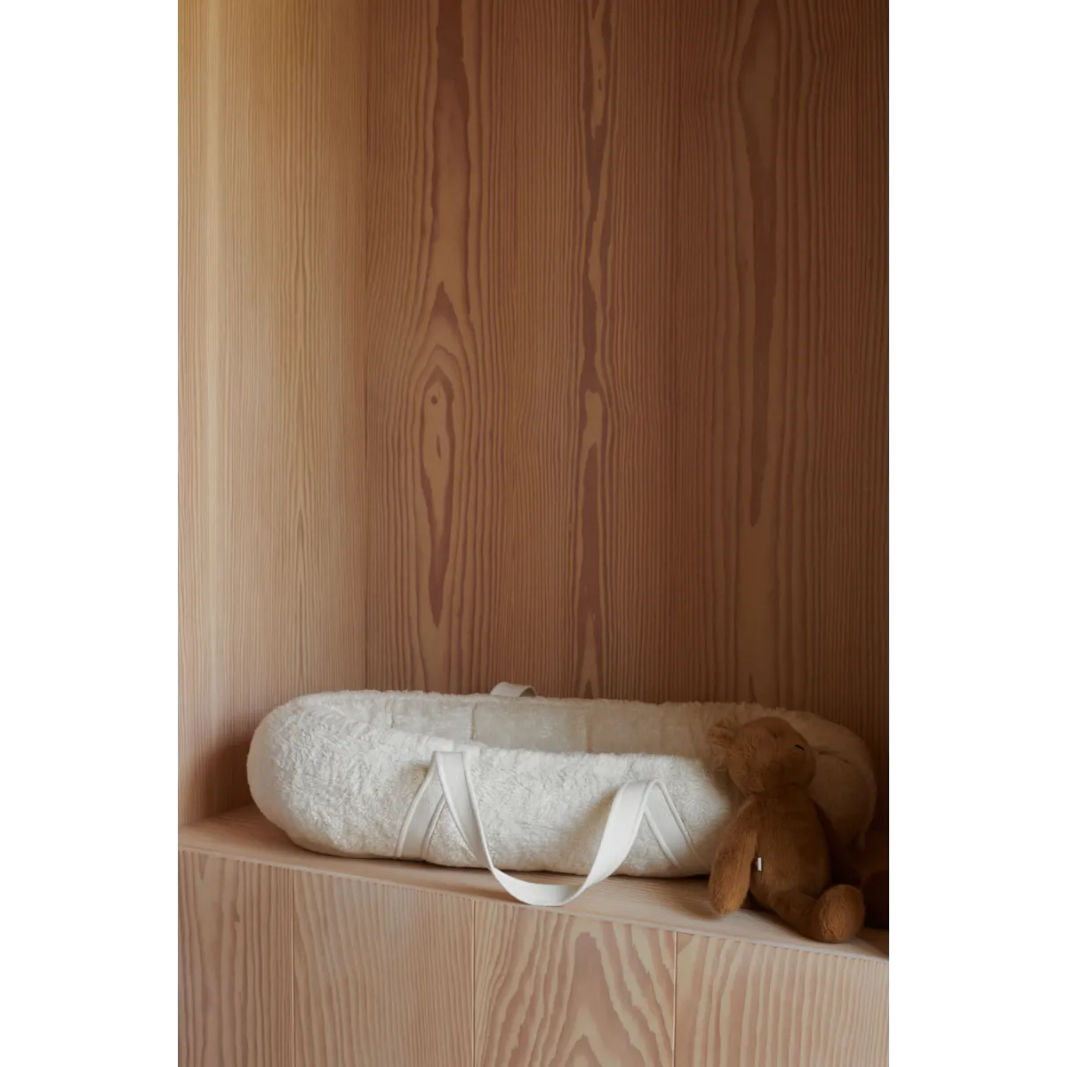 Babynest Teddy - Babylift en nest - Gro Pile - Katoenmix - Liewood met beer