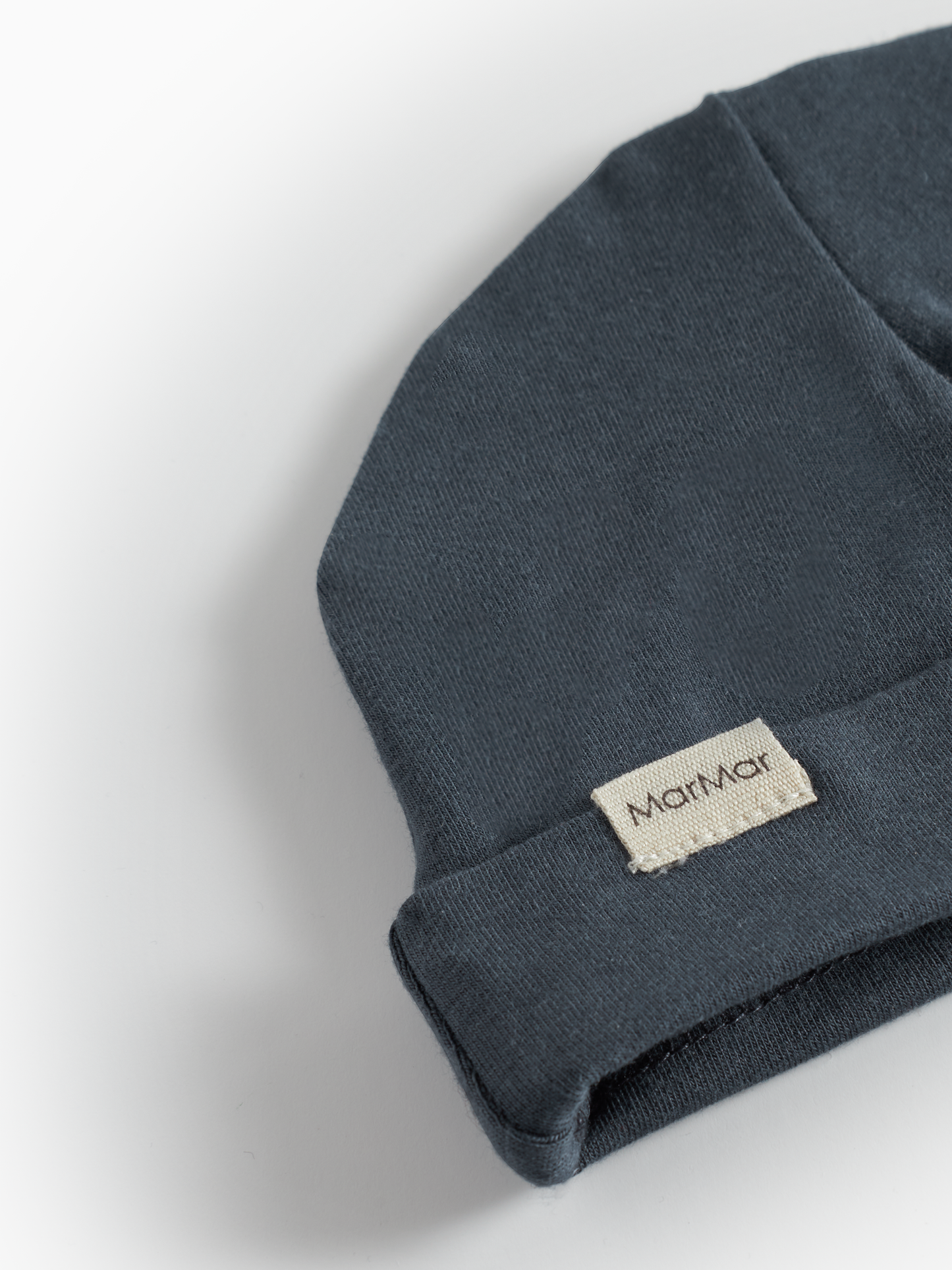 MarMar Copenhagen - Aiko Modal Beanie - Blue - Baby Mutsje - Donkerblauw - Modal Katoen - close up