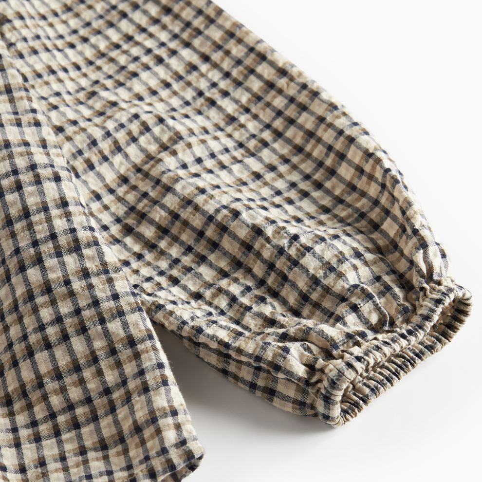 Blouse top Takari scarf - Biologisch katoen - Pilot Navy Check - Marmar Copenhagen mouw