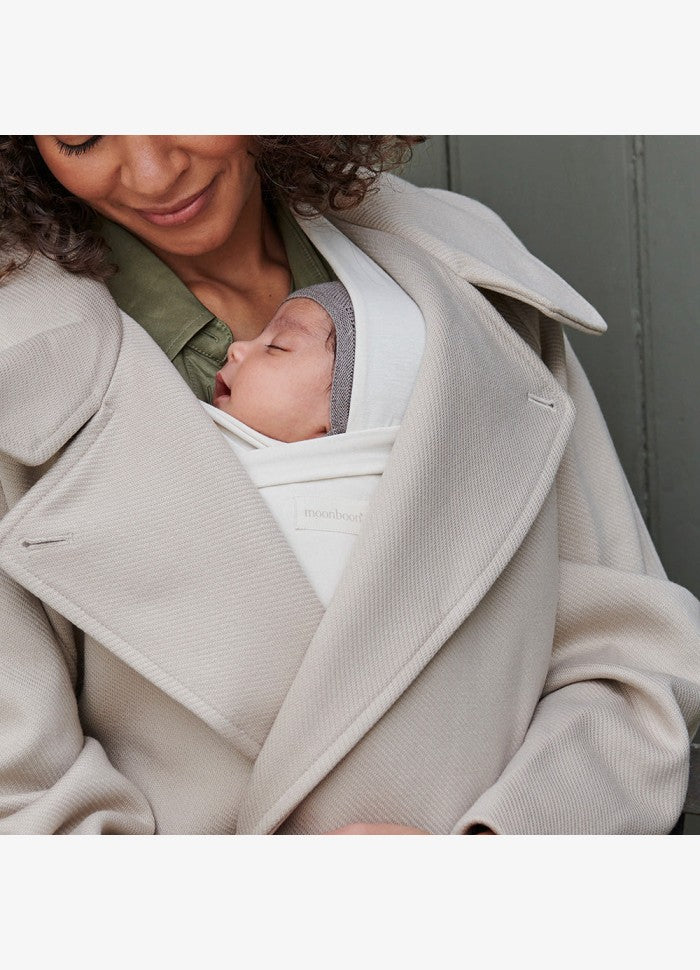 moonboon-babywrap-baby draagdoek-biologisch katoen - baby onder jas