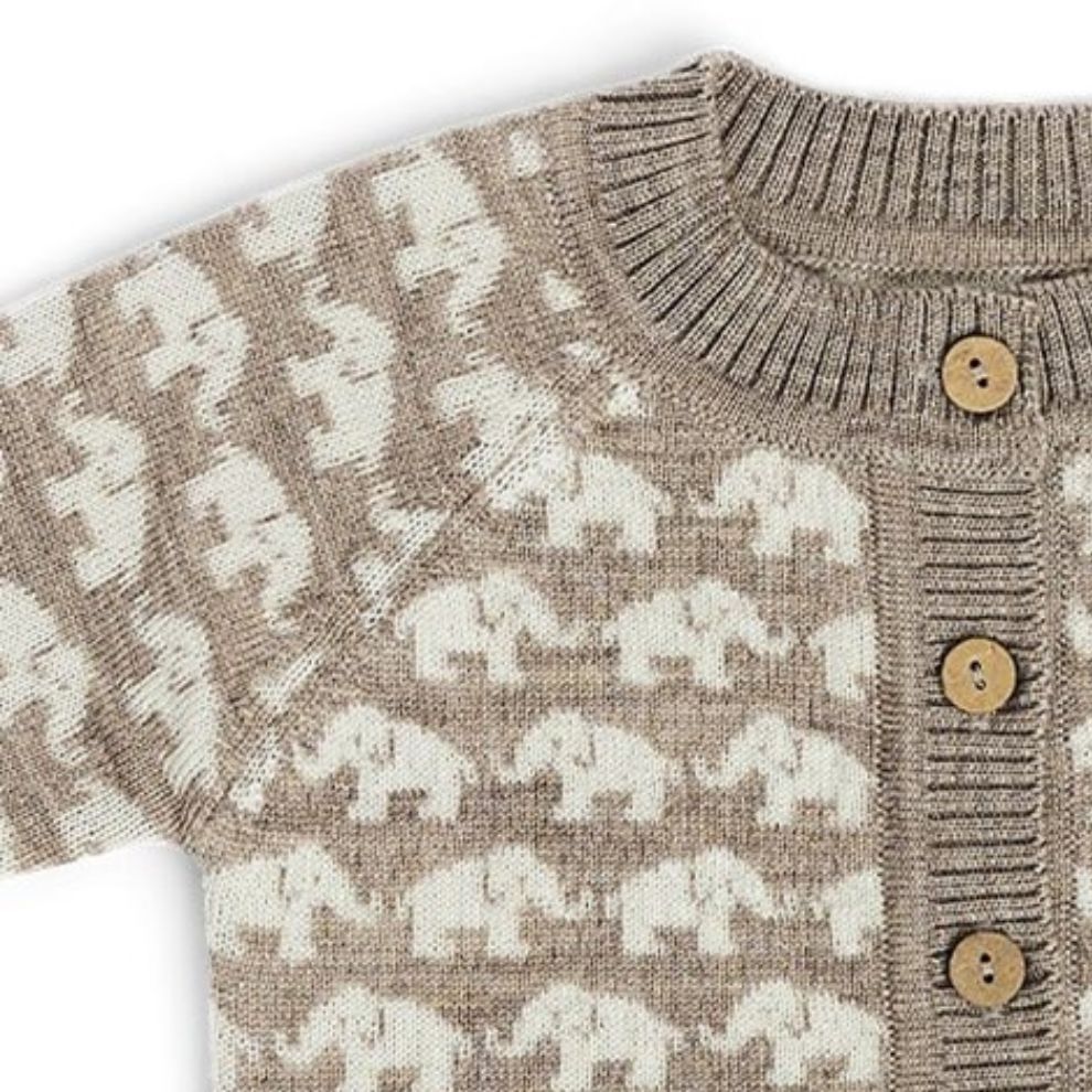 Gebreid boxpakje AO Elephants, - Merino wol - Bruin - Smallstuff close up
