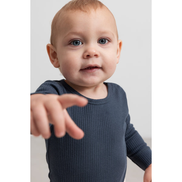 MarMar Copenhagen - Plain Body Modal - Baby Romper met lange mouwen - Blue
