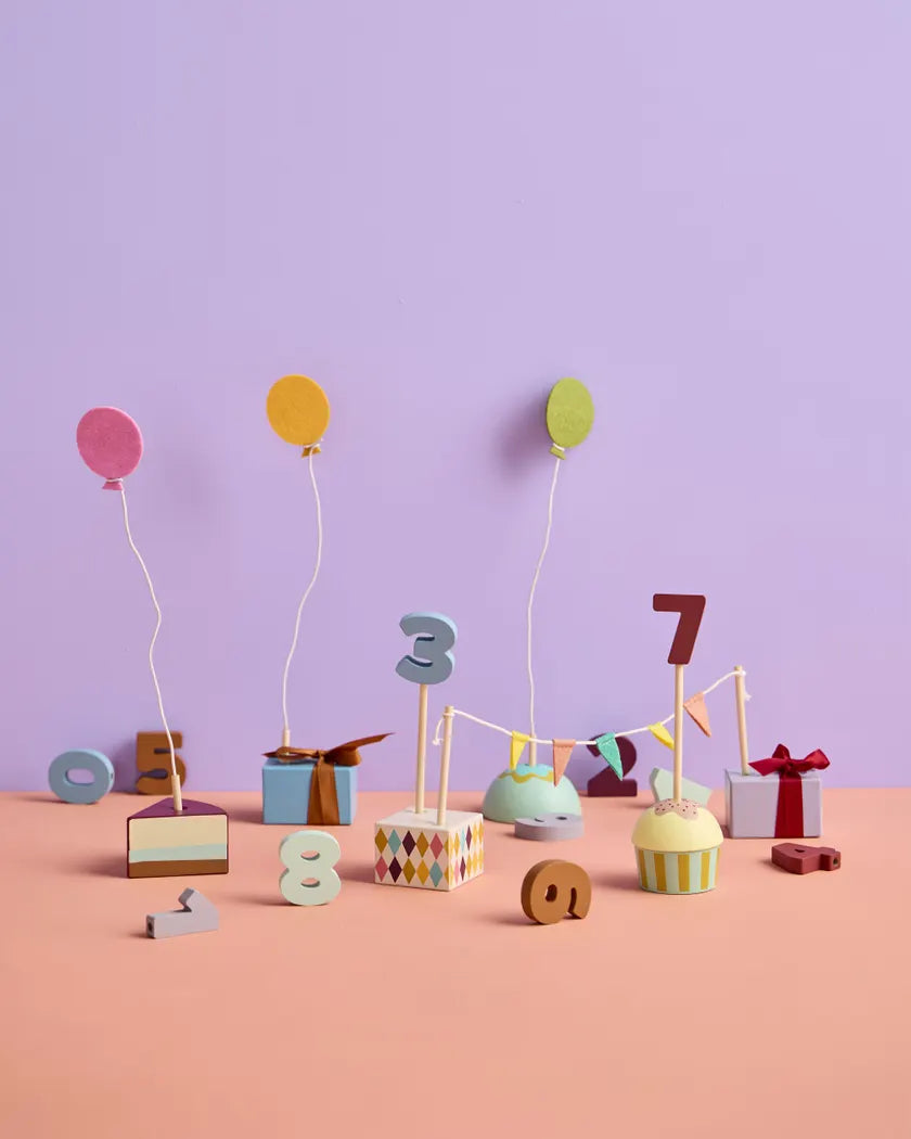 Verjaardagstafeldecoratie met cijfers - FSC-gecertificeerd hout - Kid's Concept - productfoto