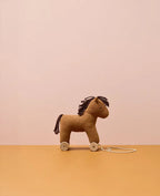 Trekpaardje Vera Aiden - 2 in 1 - Pull Along - Bruin - Kid's Concept - productfoto - afbeelding 4