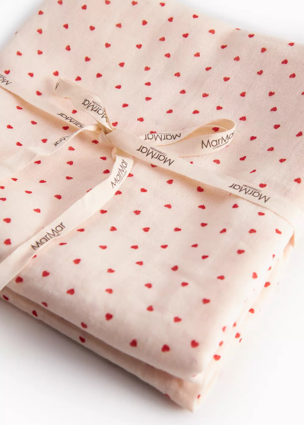 Hydrophilic cloths Ada - 65x65cm - 2 pack - Organic cotton muslin - Happy Hearts/Heart print - MarMar Copenhagen