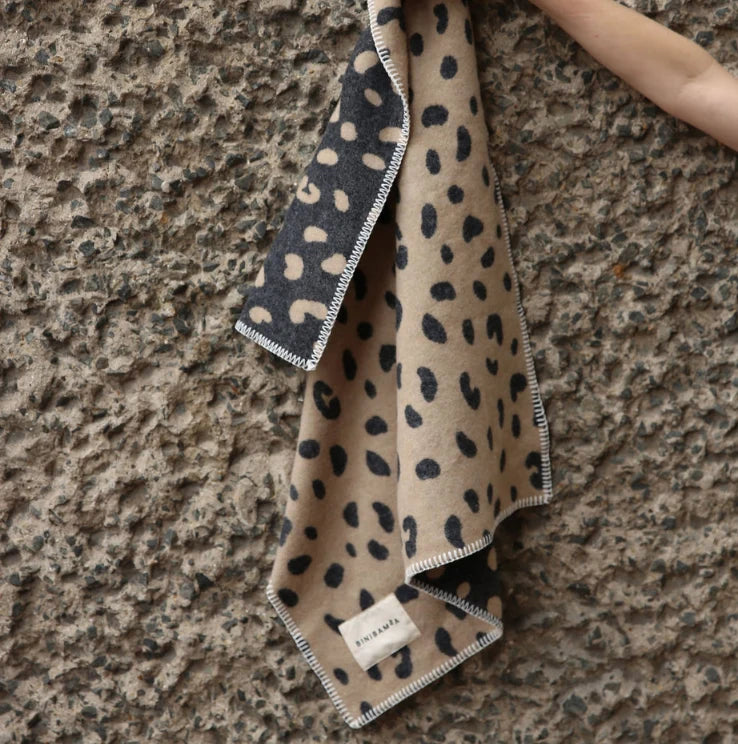 Leopard Merino Biniblanket – Couverture pour berceau - 100 % laine mérinos - 75×100 cm – BINIBAMBA