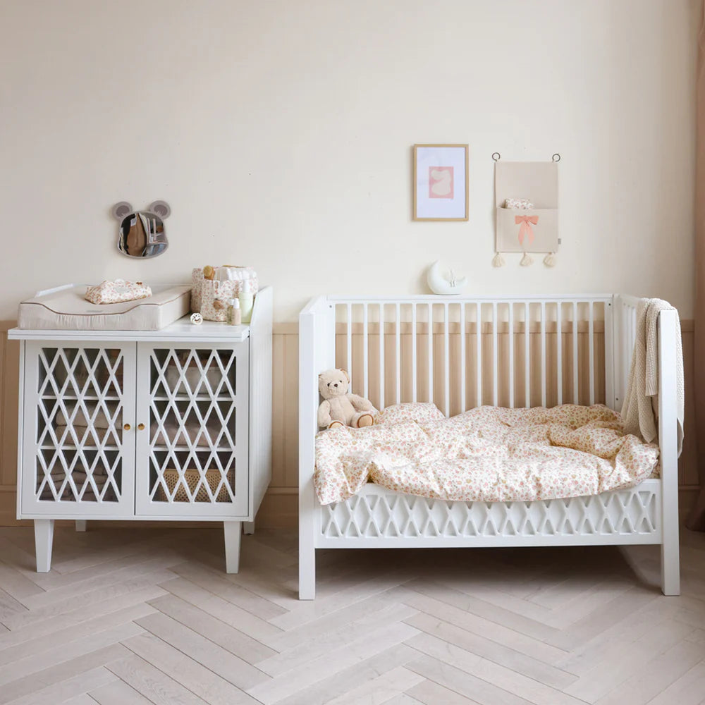 Meegroei bed - Harlequin Baby Bed - 60x120cm - FSC Mix - White - CamCam Copenhagen