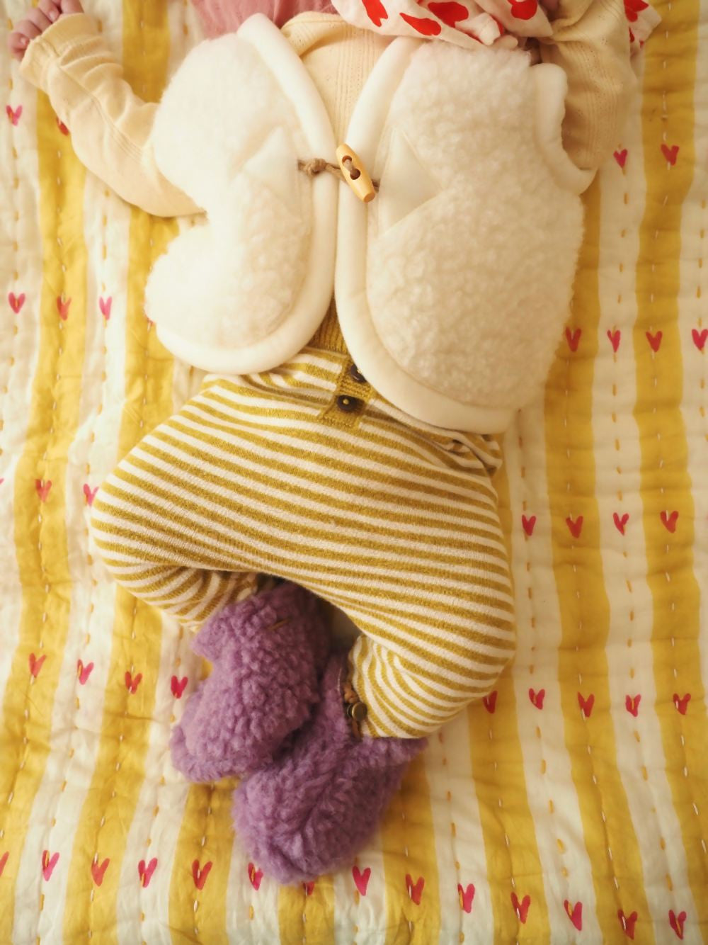 Emo Babyslofjes Lilly – Chaussons pour bébé en laine – Violet – 100 % laine – Alwero