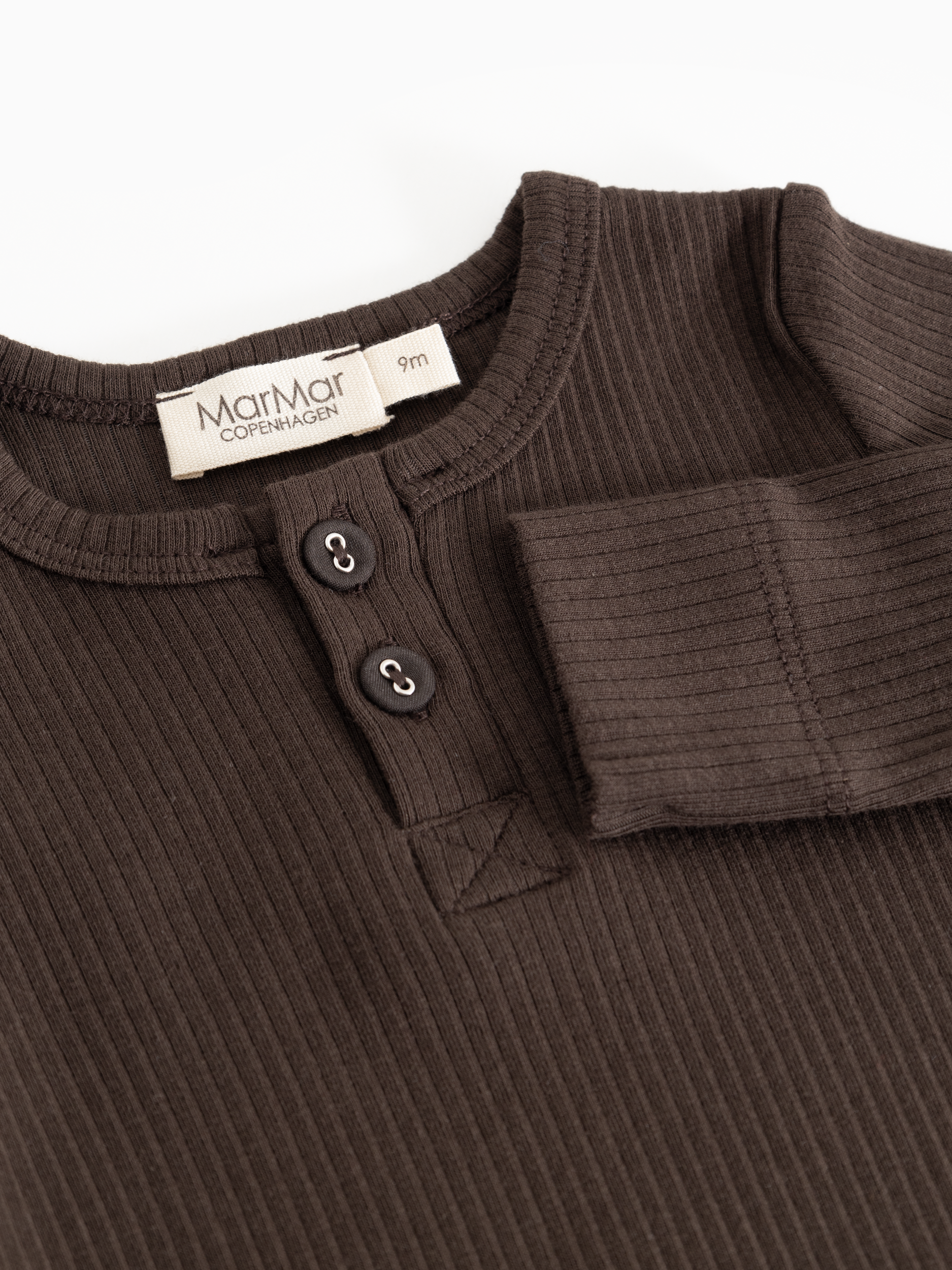 Romper met lange mouwen en knoopjes - Biologisch katoen & modal - Dark Roast - MarMar Copenhagen - productfoto - afbeelding 4