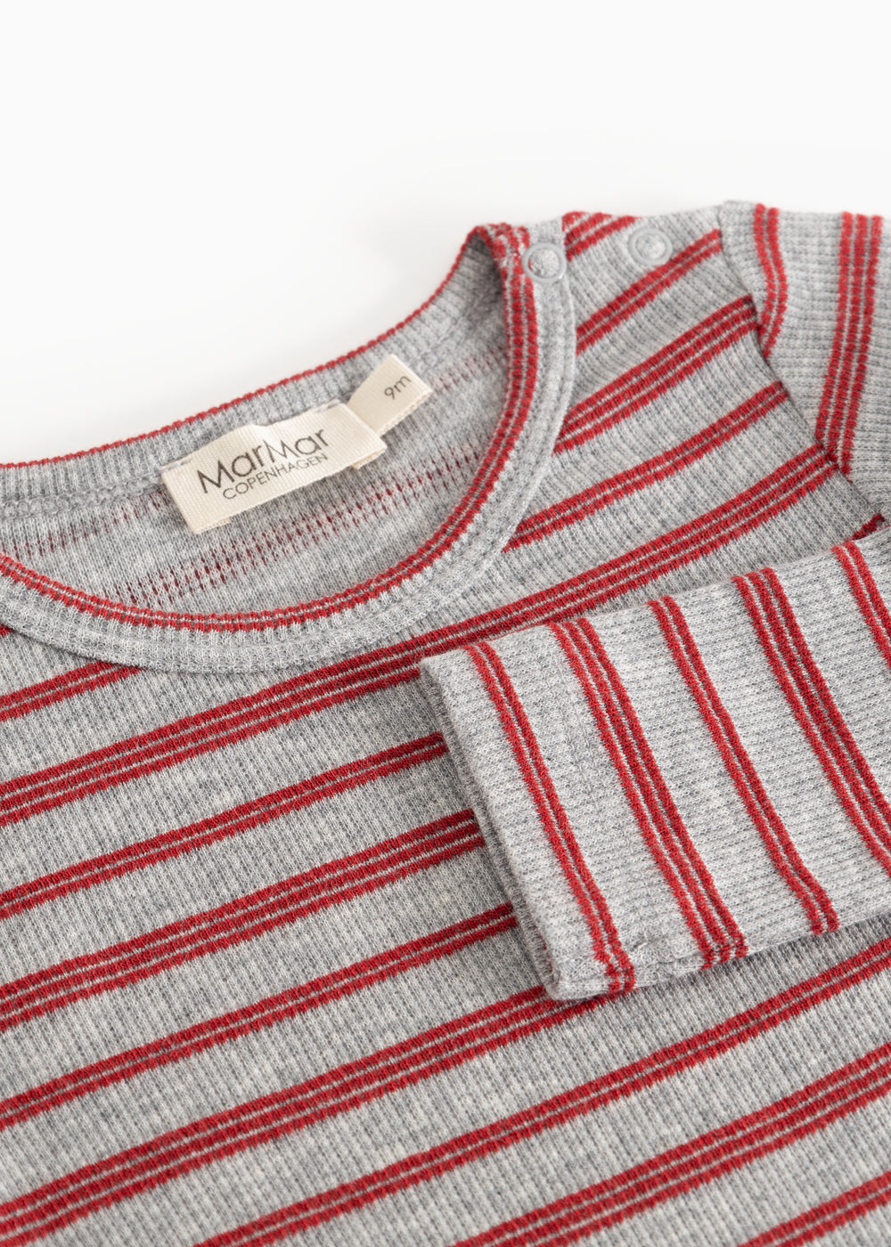 Benedicte Cherry Stripe – Strampler – Modal-Feinripp – MarMar Copenhagen