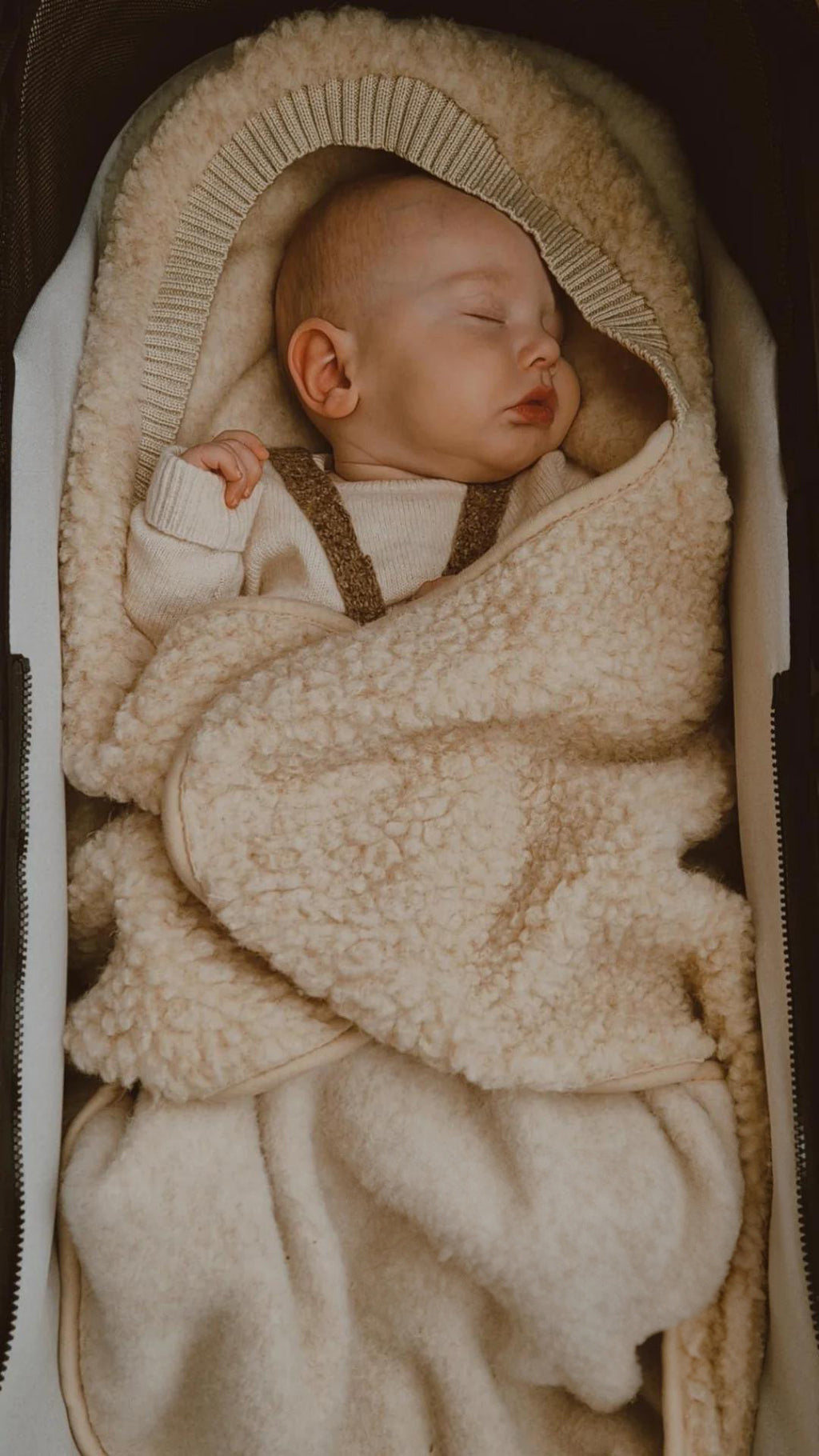 Wikkeldeken Wingy Uni Beige – 100% wol – Alwero