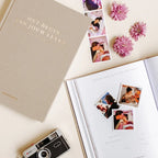 Het begin van jouw leven – All-in-One Pregnancy and Baby Memory Book from 0 to 1 Year – Birth Lines