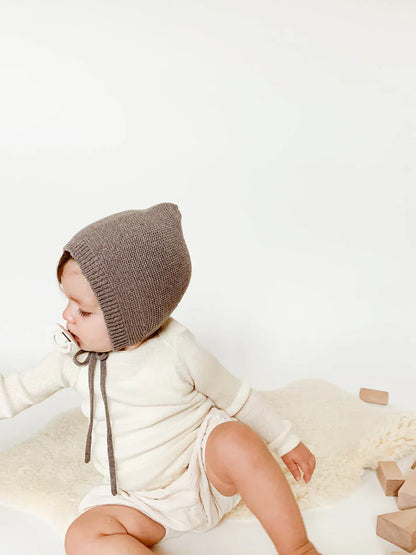 Bonnet Dolly - Baby Strikmutsje - Merinowol - HVID