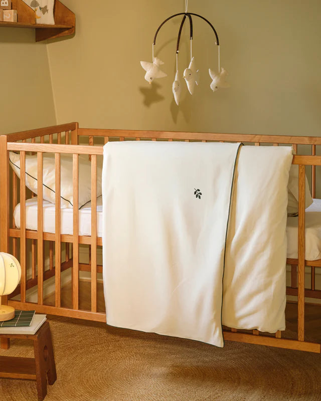 Junior Dekbed set - Leave embroidery - 100% biologisch katoen - 100x140 cm - Moonboon - productfoto