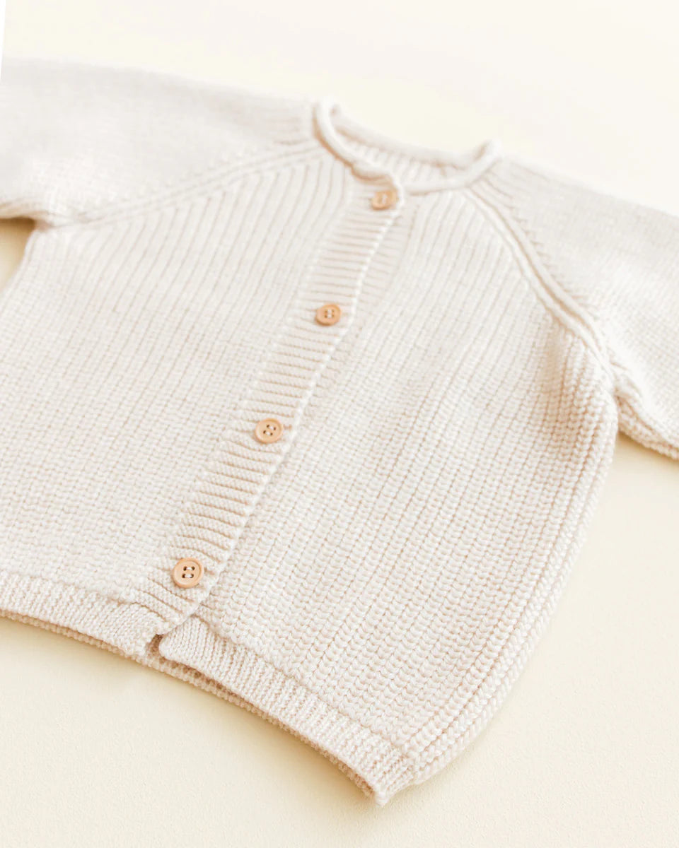 Gebreid vest Inga – Cream – Seamless cardigan – Merinowol – HVID