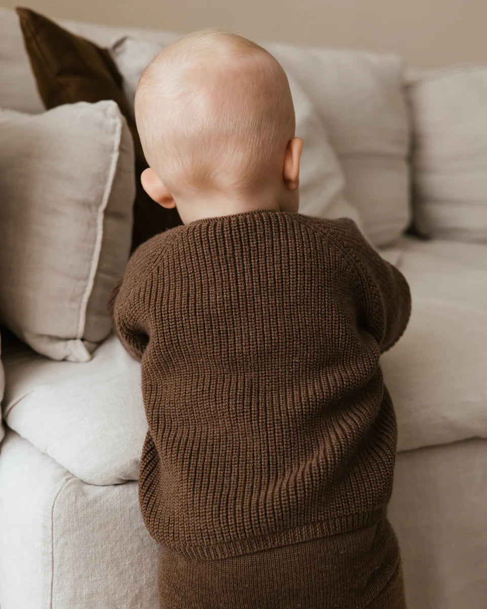 Gebreid vest Inga – Mocha – Seamless cardigan – Merinowol – HVID