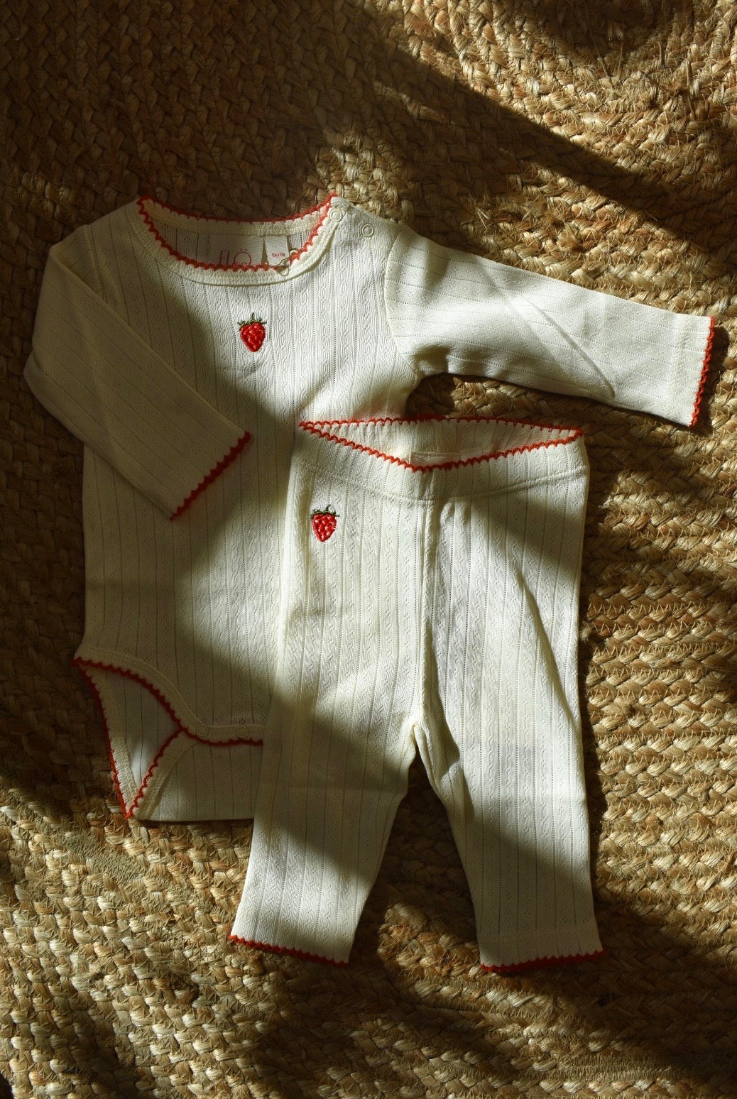 Strampler Flora Pointelle - Baumwolle - Gentle Cream/Offwhite - Flöss