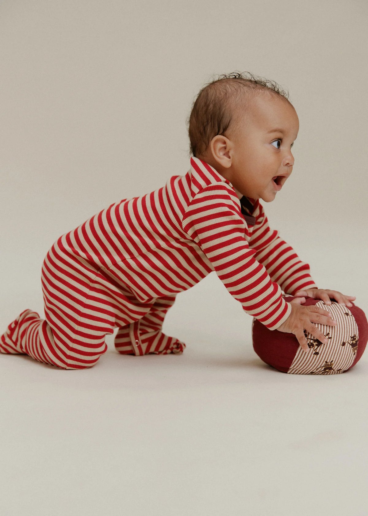 Milking It® Crimson Stripe Onesie – 100% Biologisch Katoen – Claude & Co