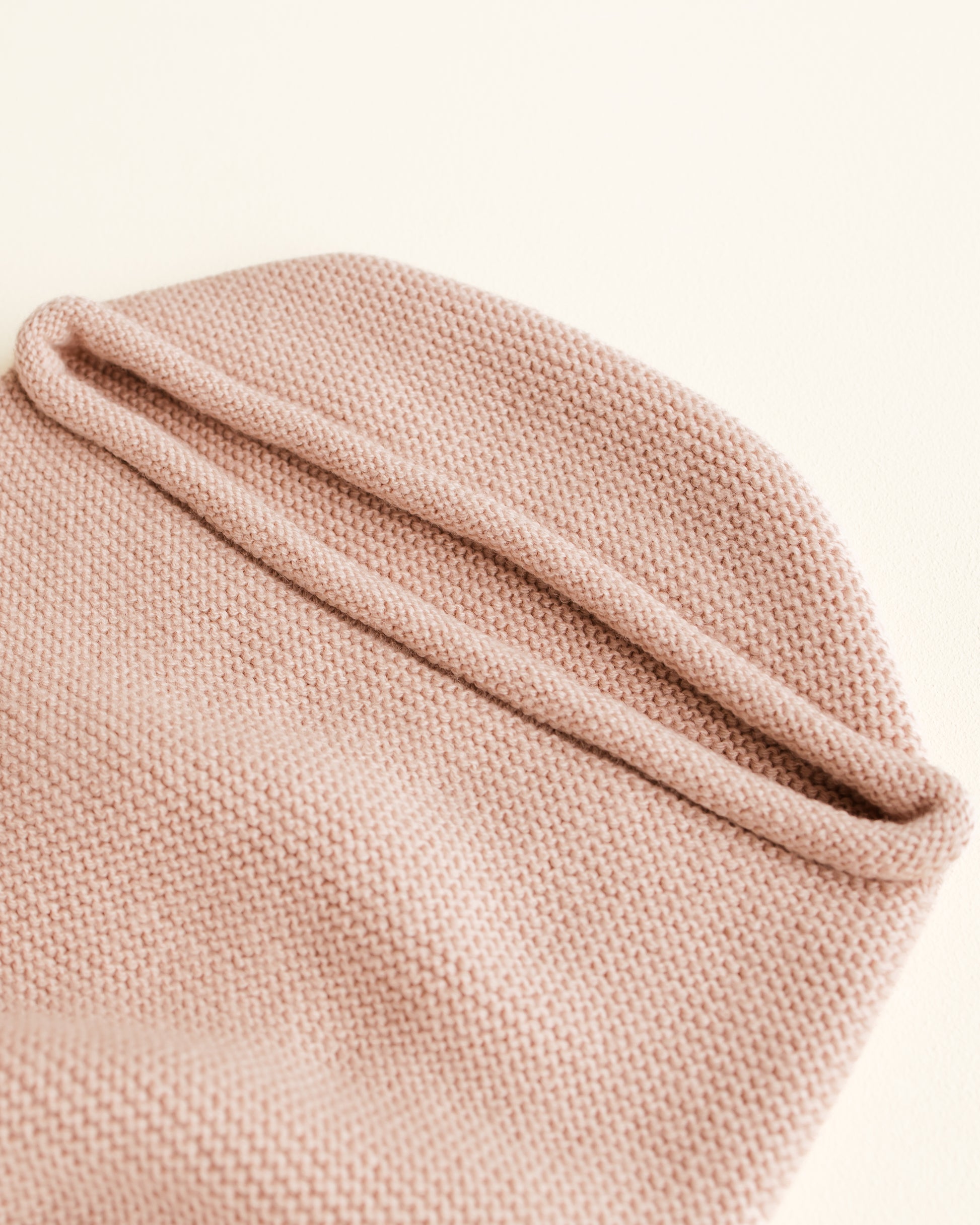 Cocoon - Merinowol - Apricot/roze - HVID - close up