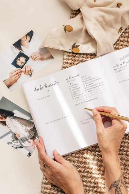 Baby invulboekje - Invulboek Mijn Zwangerschap - Linnen Taupe - Fyllbooks