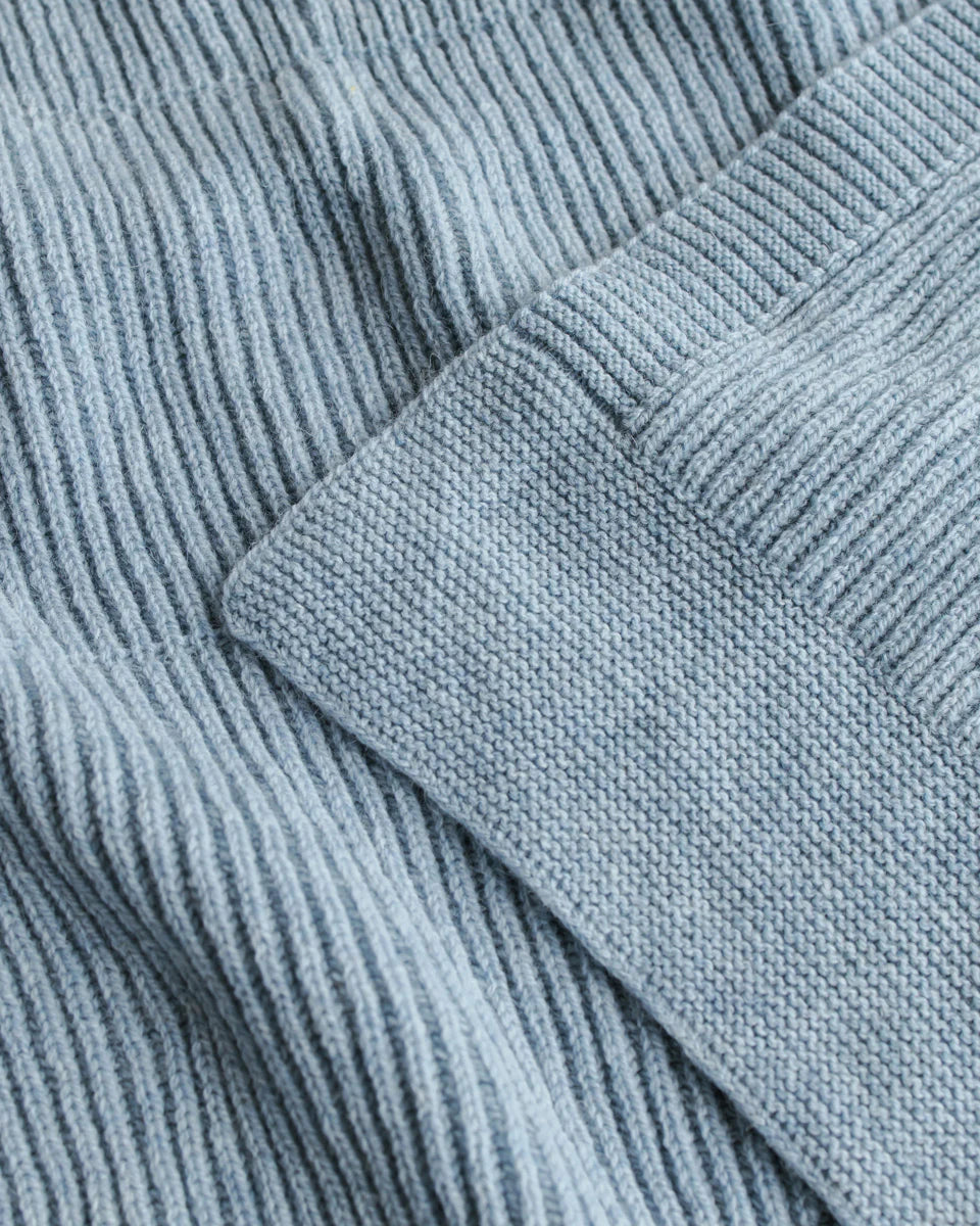 Deken Gaston - 100x140 cm - Ledikant deken - Merino lamswol - HVID - close up