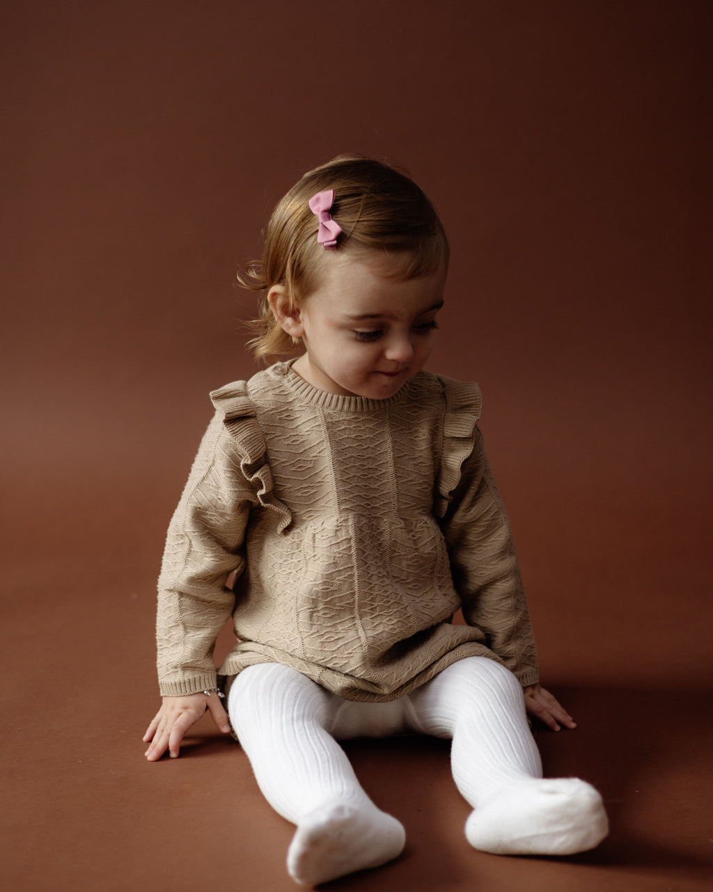 Jurkje Nali - Beige - 100% katoen - LEVV Labels - sfeerbeeld kind