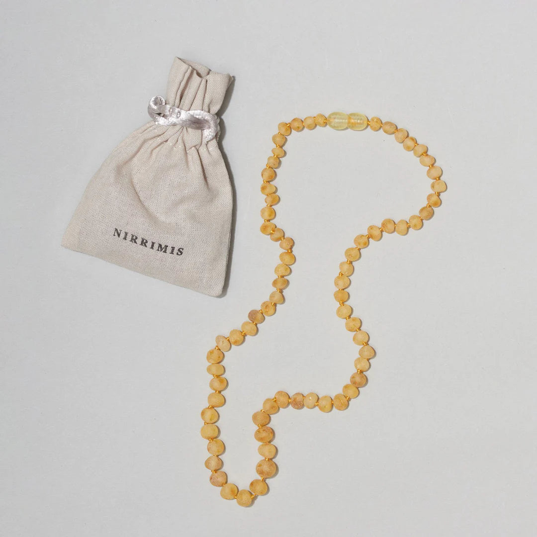 Barnsteen ketting Raw Honey - 32 cm - Nirrimis - productfoto - afbeelding 3