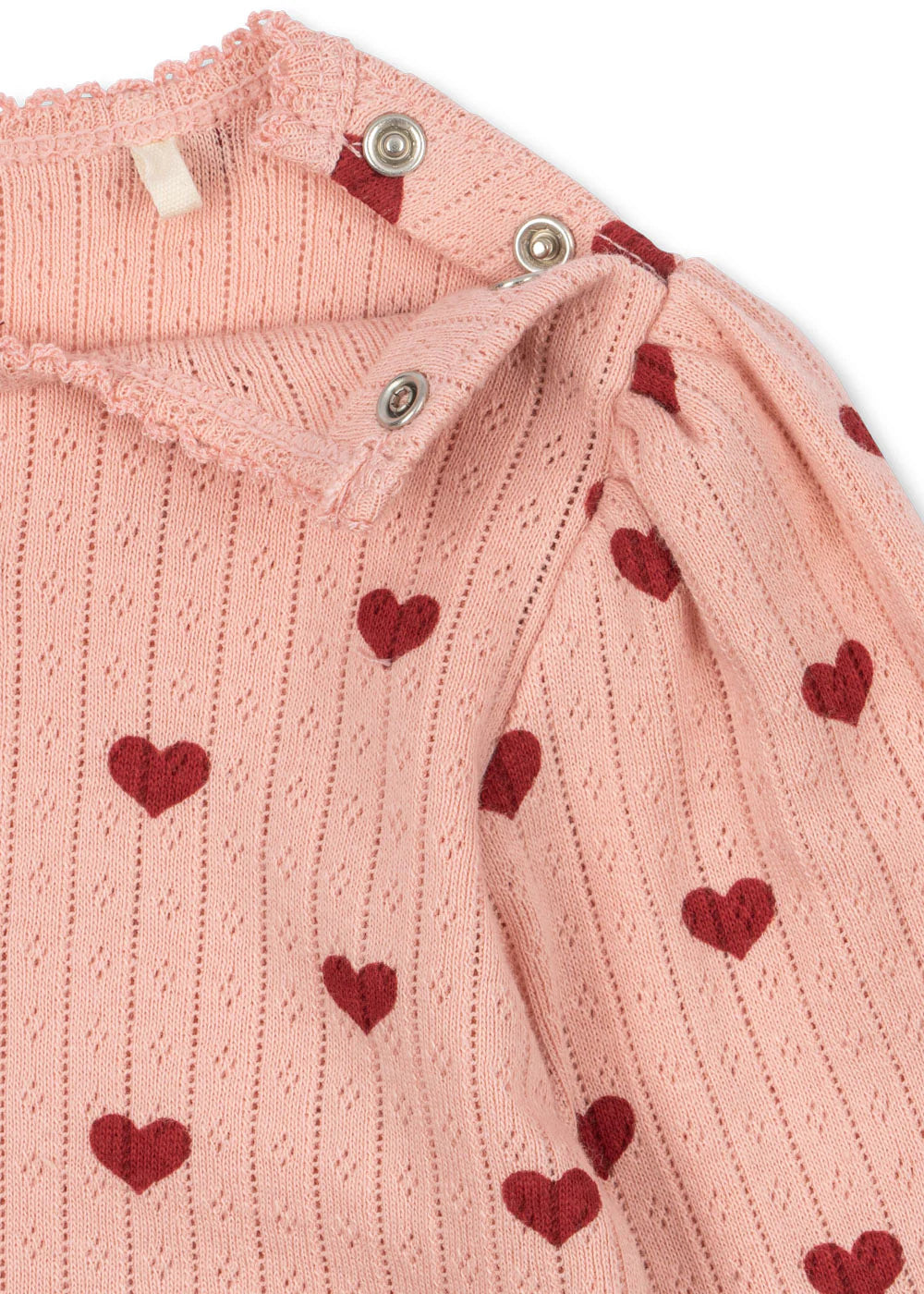 Minnie Romper - Amour Rouge met Rode Hartjes - Pointelle - Biologisch Katoen - GOTS - Konges Sløjd - close up