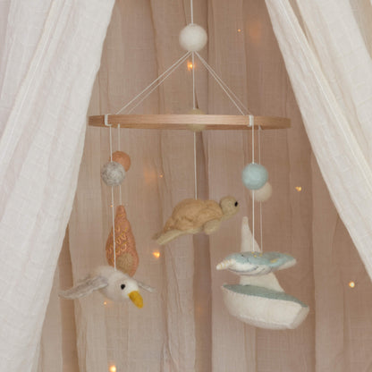 Boxmobiel “Tiny Sailor” - Wolvilt - Baby Bello