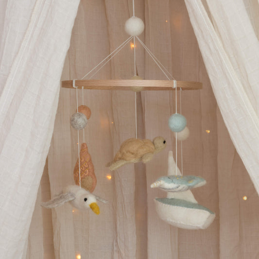 Boxmobiel “Tiny Sailor” - Wolvilt - Baby Bello