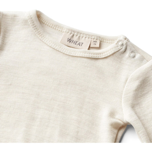Wheat - Wool Body L/S Lucca - Romper - 100% merino wol - close up