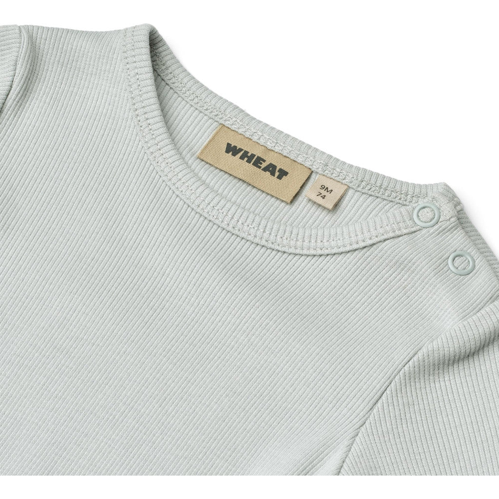 Wheat - Rib Body S/S Timo - Romper met korte mouwen - Modal katoen mix - close up