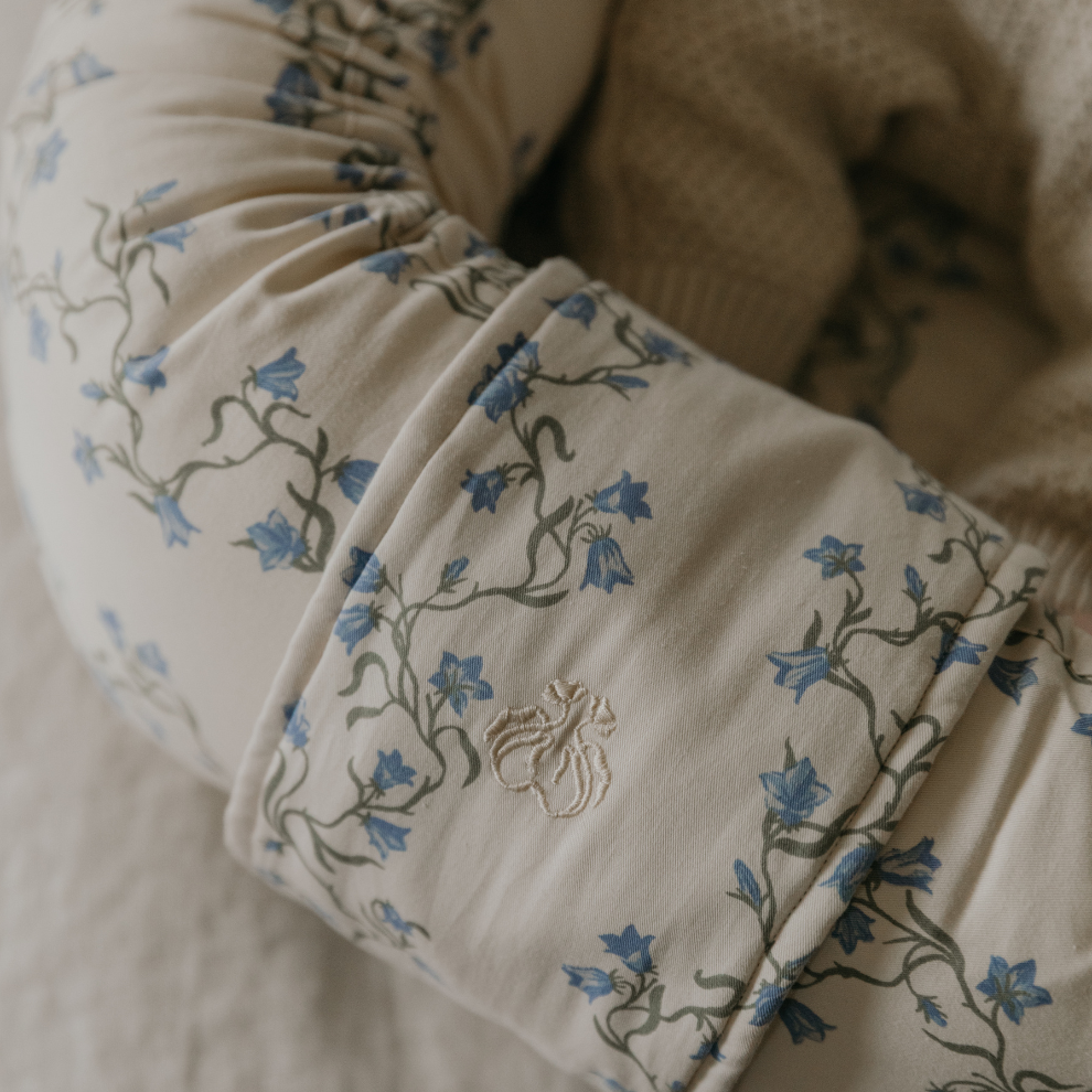 Baby Nest - Bellflower - Babylift - Organic cotton - Blue flowers - Garbo & Friends