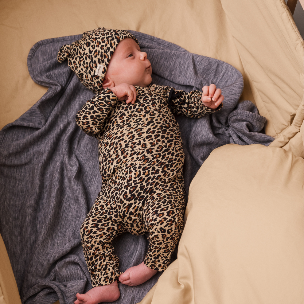 Overslag romper - Leo Belita Romper - Biologisch katoen en modal - Panterprint - MarMar Copenhagen
