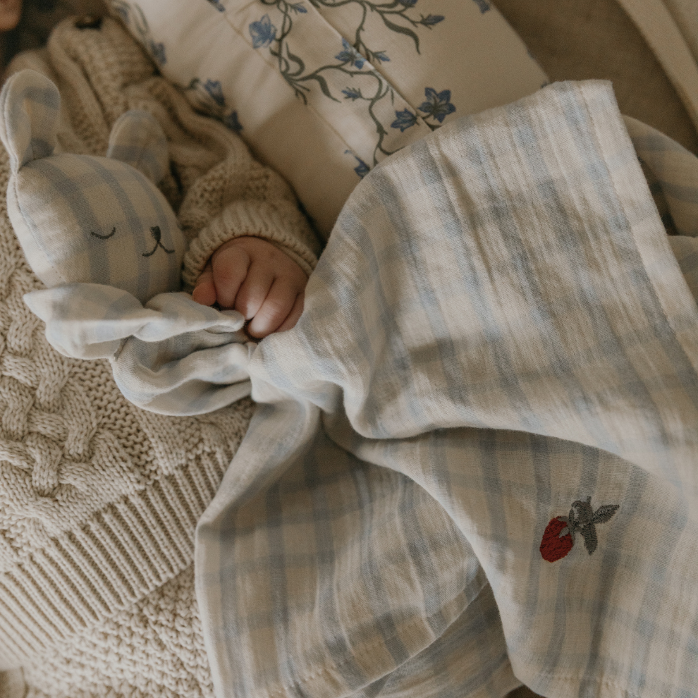 Comforter bear - Organic cotton - Muslin Bear - Gingham Sky blue - Garbo&Friends
