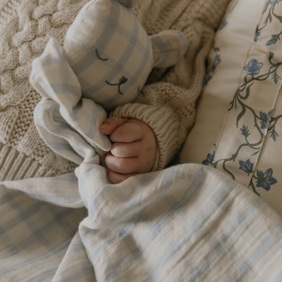 Comforter bear - Organic cotton - Muslin Bear - Gingham Sky blue - Garbo&Friends