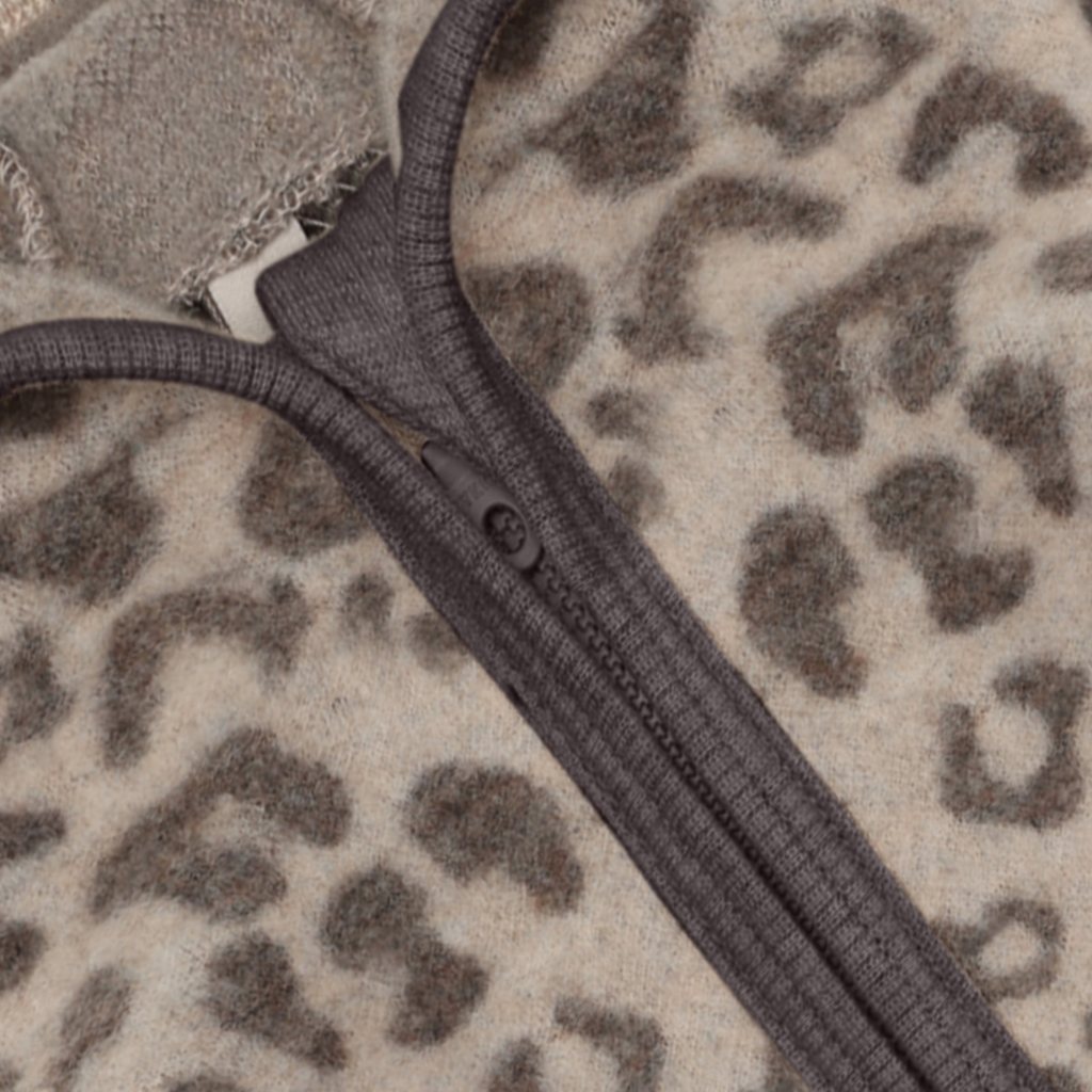 Overall aus Merinowolle-Fleece - Camel Melange Leopardenmuster - HUTTEliHUT