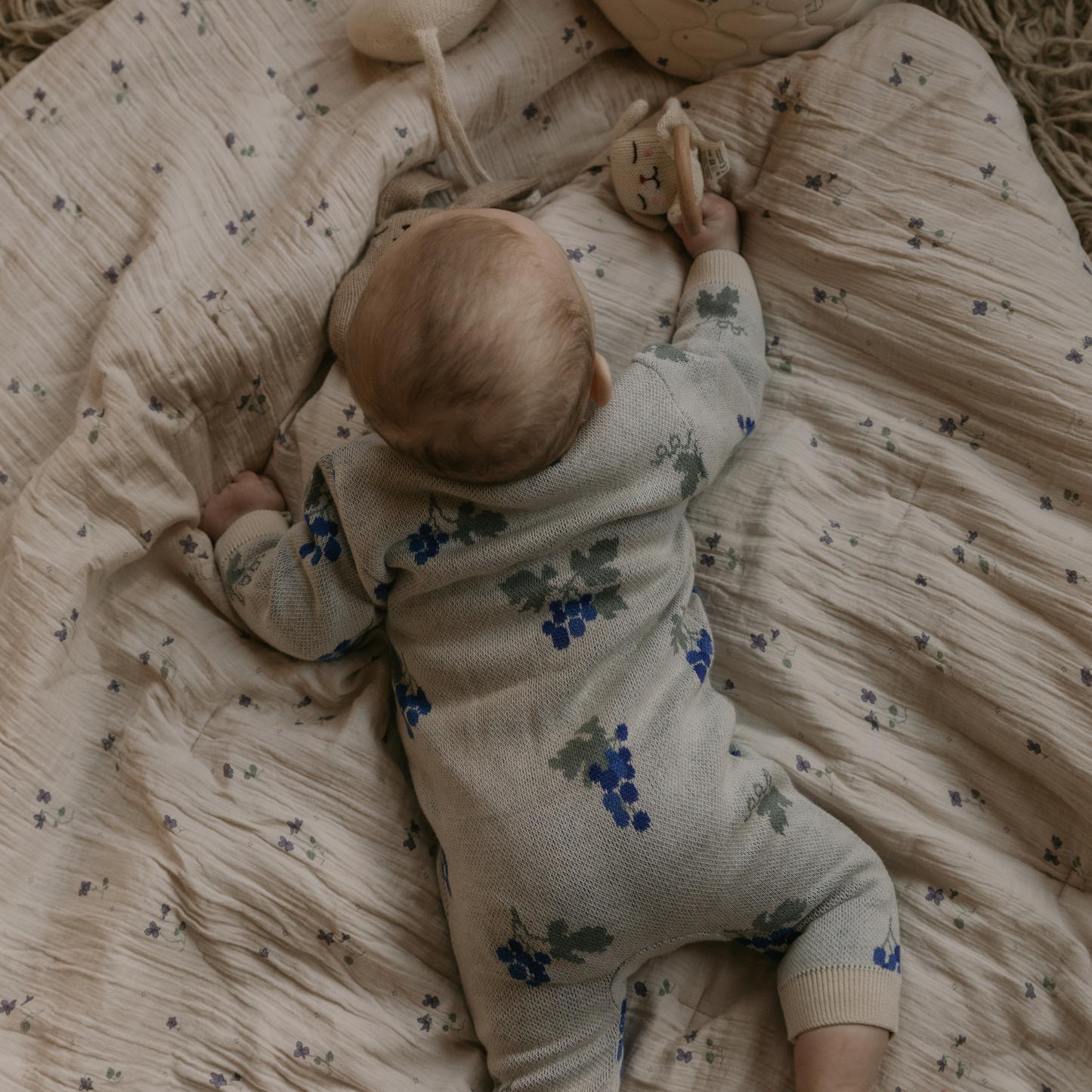 Quilted Blanket - 100x140cm - Seersucker Filled Blanket - Viola - Garbo&Friends